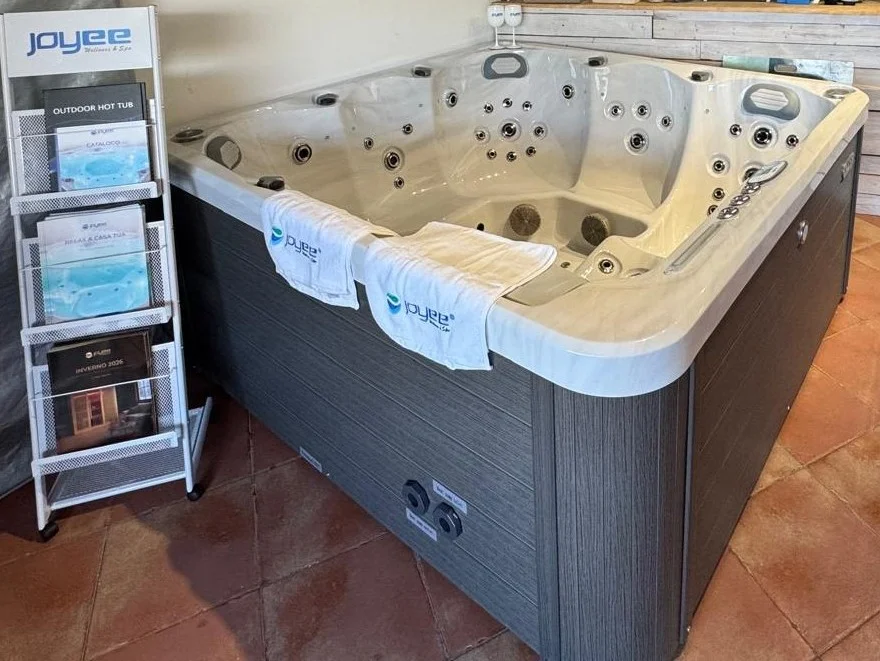 A.P.S. Acqua rivenditore Joyee a Ladispoli, Roma, Lazio