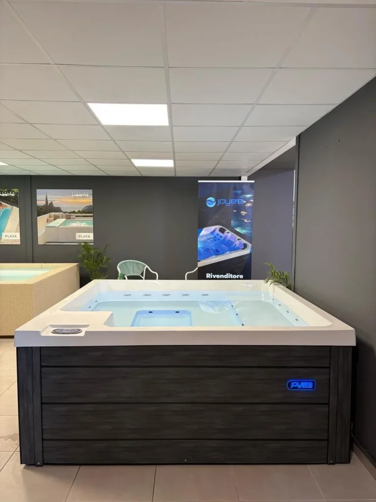 Piscine idromassaggio Joyee presso Bray Group a Ruffano, Lecce, Puglia 4
