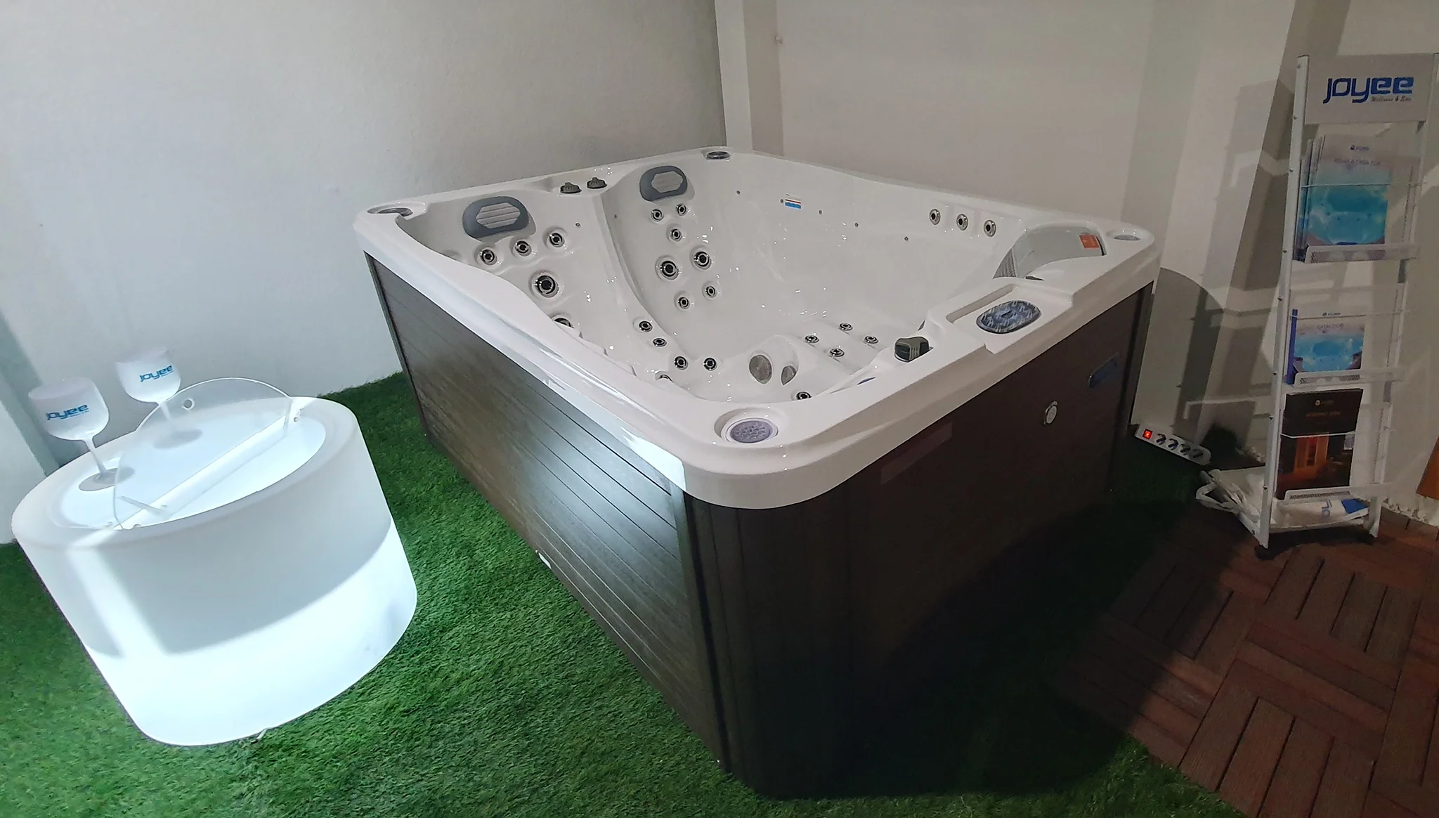 Edil Pool Design rivenditore Joyee a Volvera, Torino, Piemonte 2