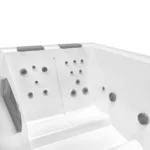 Piscina idromassaggio Joyee modello Catania 2
