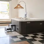 Piscine idromassaggio Joyee presso Aqvam Piscine e Benessere a Sinalunga 5